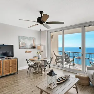 Majestic Towers 1-1006 Holiday home